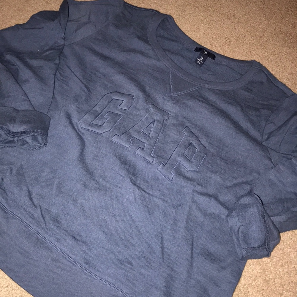 Gap crew neck